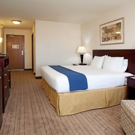 Holiday Inn Express & Suites Buffalo, An Ihg Hotel Extérieur photo