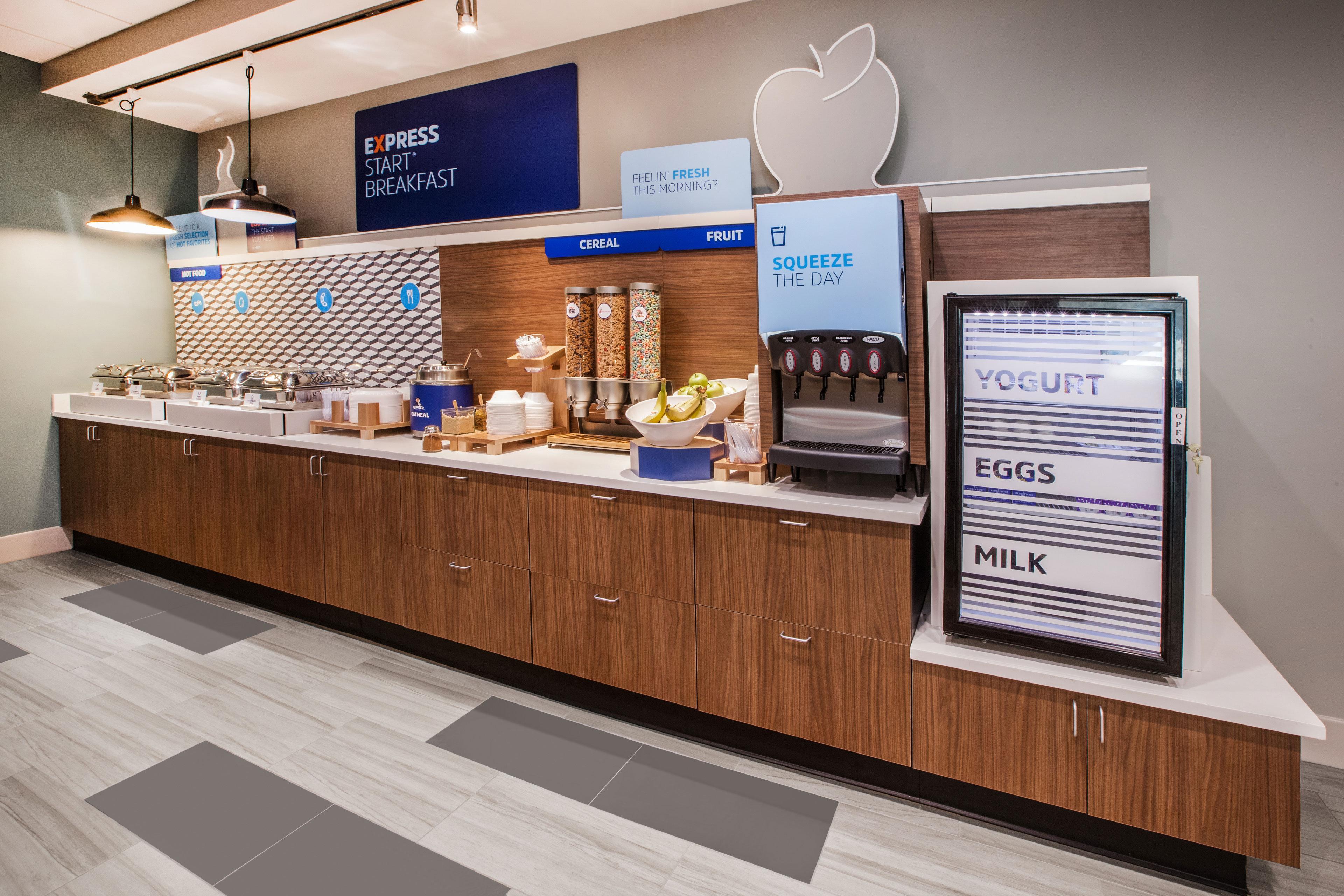 Holiday Inn Express & Suites Buffalo, An Ihg Hotel Extérieur photo