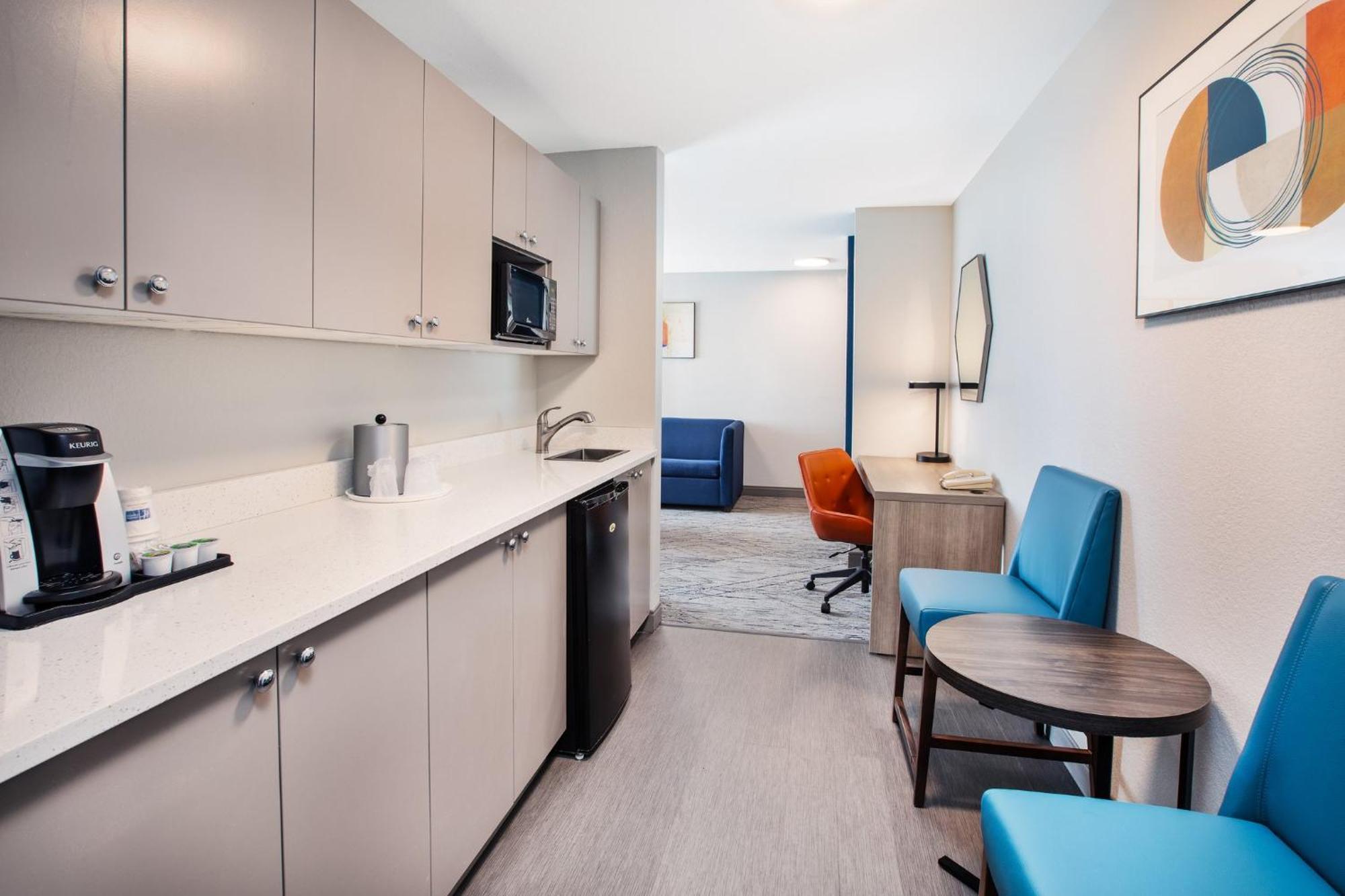 Holiday Inn Express & Suites Buffalo, An Ihg Hotel Extérieur photo