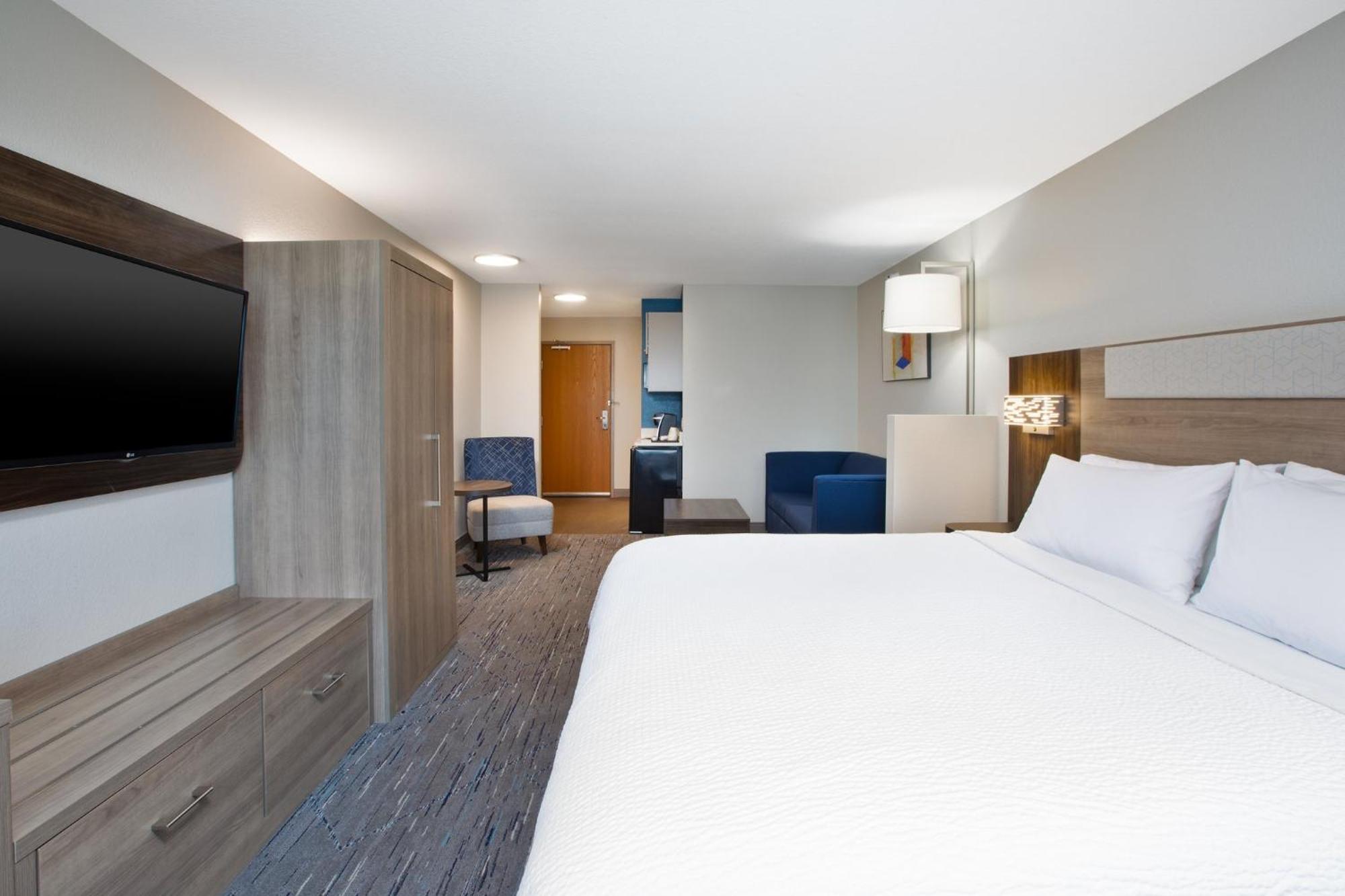 Holiday Inn Express & Suites Buffalo, An Ihg Hotel Extérieur photo